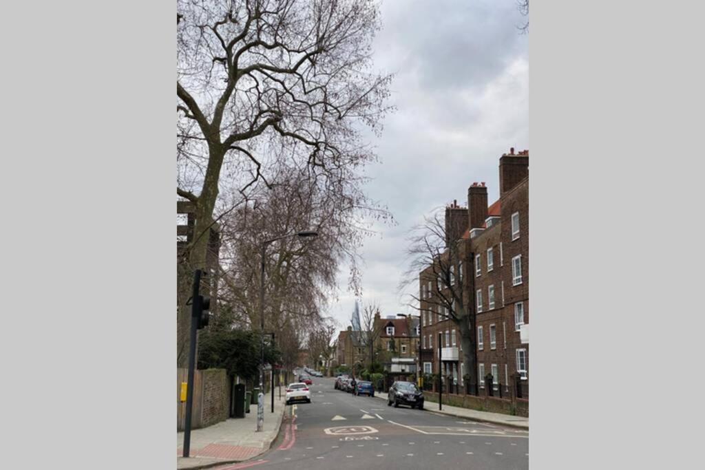 Two Bedroom Garden Flat In Zone 2 Londra Dış mekan fotoğraf